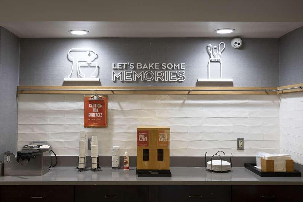 Hampton Inn Kent/Akron Area Restaurace fotografie