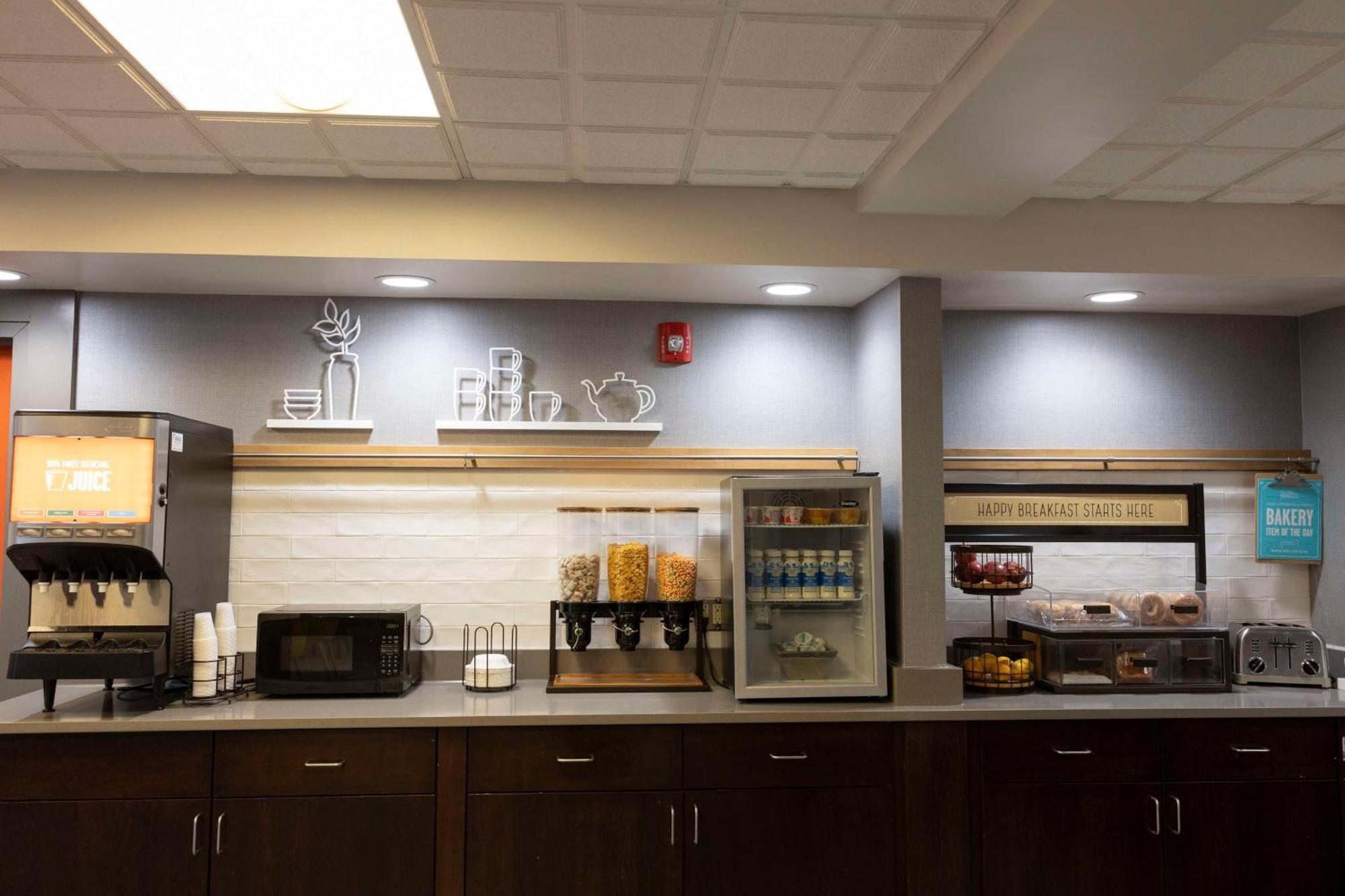 Hampton Inn Kent/Akron Area Exteriér fotografie