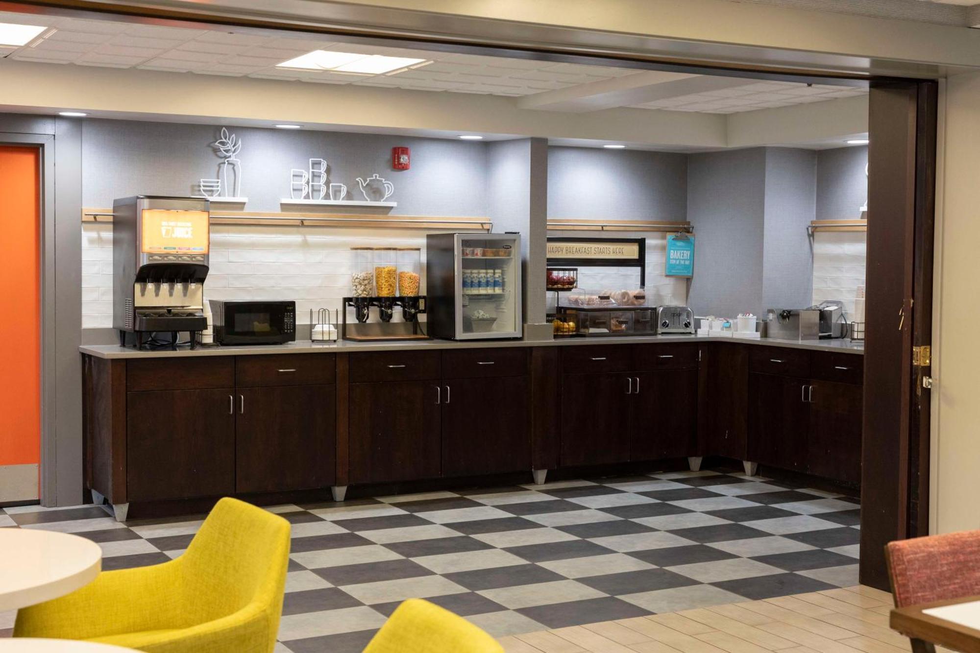 Hampton Inn Kent/Akron Area Exteriér fotografie