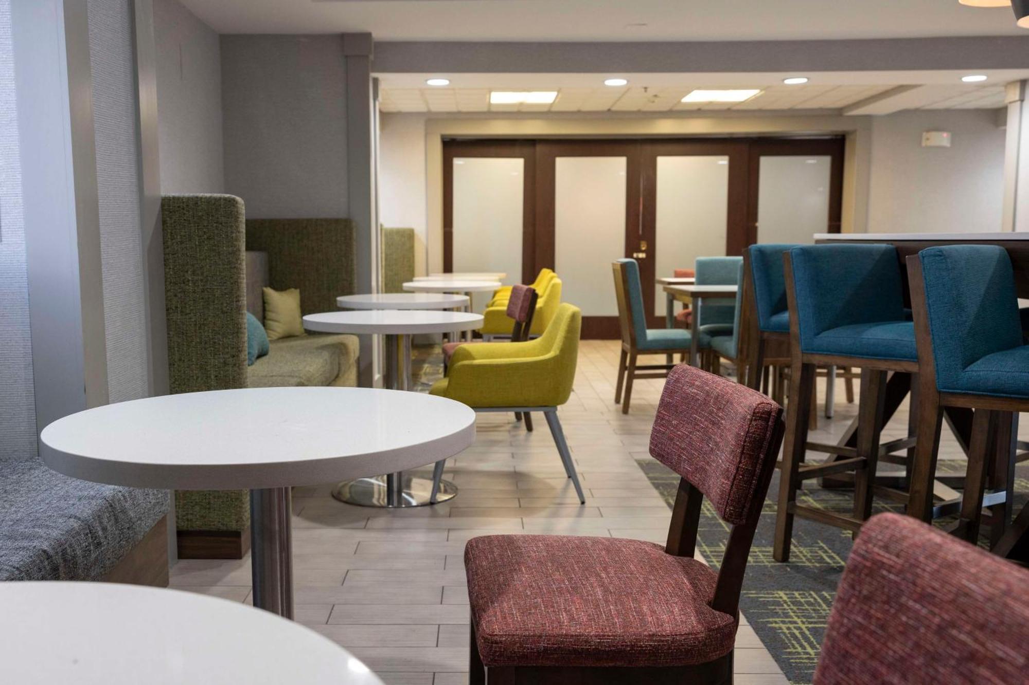 Hampton Inn Kent/Akron Area Exteriér fotografie