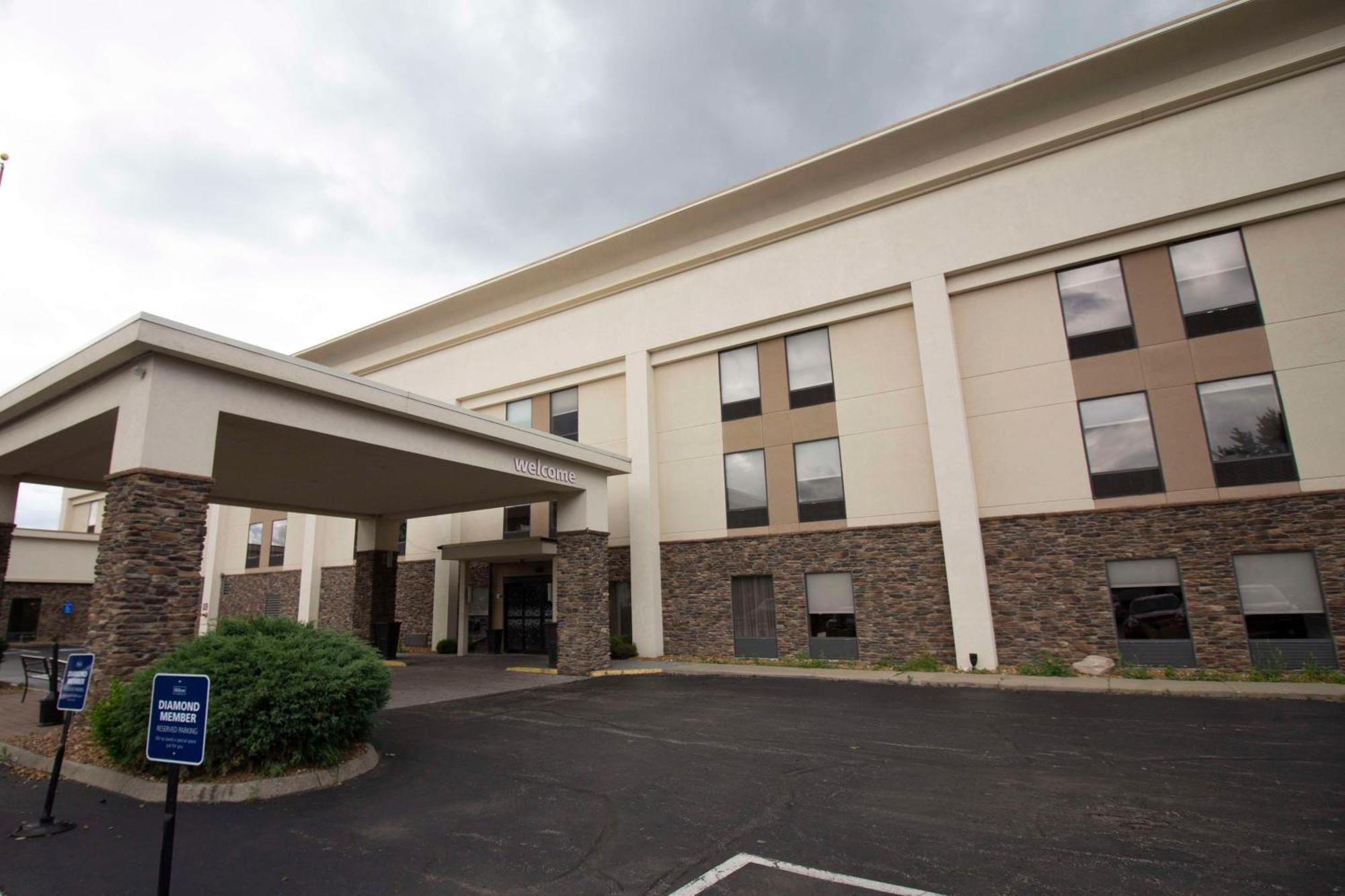 Hampton Inn Kent/Akron Area Exteriér fotografie